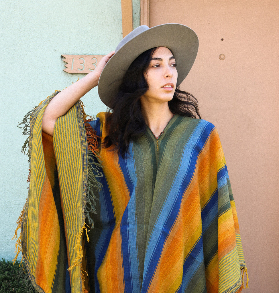 Poncho #5 - Doña Alicia